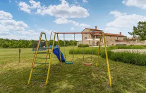 Luxurious Home In Brscici - Image 5