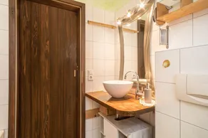 Apartamento abuhardillado \"Tasoli\" con vistas a la montaña y balcón - Image 3