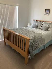 Mayfield Lake View Apartment - Image 2