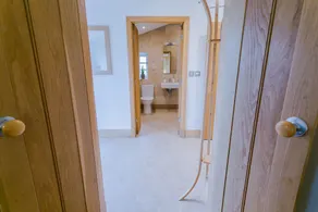 Daisy Moo - Image 4