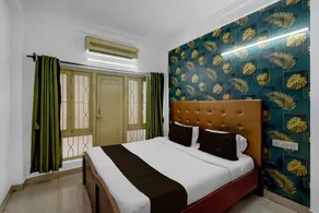 Classic Irrum Manzil Metr Green Banjara - Image 2