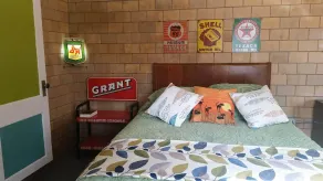 The Philing Station:  Restored 1920's Gas Station. A retro vacation rental! - Image 5
