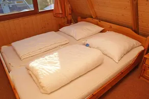 Tält takhus - stor tomt i ett lugnt läge - semester för hela familjen i tält taket hus - Image 4