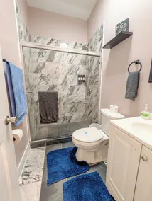 Lovely 4BR Home with King Bed Sleeps 8 & Free Parking - Image 3