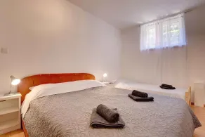 Holiday apartment with air conditioning - Image 4