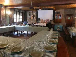 Albergue Los Nuberos - Hostel - Image 3