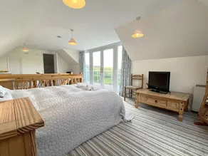 Pentref St Just in Roseland with beautiful views - Image 4