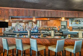 Blue Water Inn - Image 2