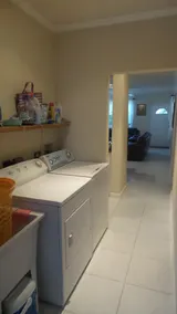 Villa per famiglie con 3 camere da letto con piscina privata. 5 minuti da Mullins. - Image 2