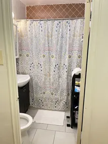 Funky Liberty Village Apt - Mins to Downtown! - Image 2