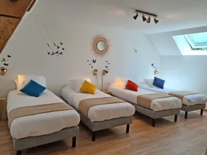 Grande maison rénovée avec étang privé, parc arboré et jeux extérieurs - Idéale pour familles et amis - Image 5