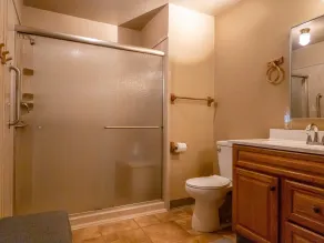 Garner House: Secluded woodland home; spacious & comfortable, in natural setting - Image 4