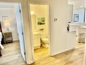 Gorgeous 3 BR, 3 1/2 BA CORNER UNIT on the 6th floor at the The Beach Club! - Image 2