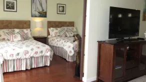 1 BR + Den ~ Ocean View ~ Pool, Internet, Kabel - Image 5