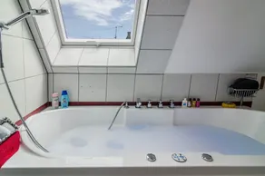 Appartamento per vacanze \"Flair Lilie\" Giardino condiviso, Sauna e Jacuzzi - Image 4