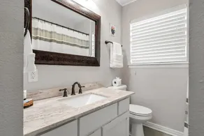 Downtown Frisco Gem - Image 2