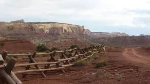 Sur I-70 JUSTE 5 miles de la sortie de Moab !!! - Image 4