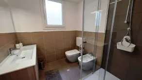 Villa Laura, with private heated pool and garden - Image 5