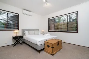 Beautifully renovated Inner North residence - Image 5