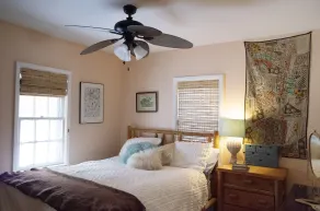 Enchanted Woodstock Cottage with hot tub - Image 3