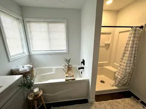 Renovated 3BR — King Suite, Laundry, Parking - Image 3