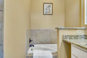 Large Family Alert-Walk-In Lakeview-Sleeps 9-Pools-Near Silver Dollar City - Image 4