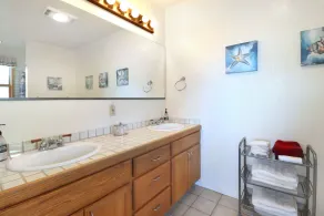Single level view home of the Pacific Ocean and Tomales Bay - Image 3