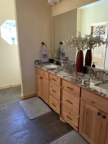 Relaxing Cabin Getaway near Lake Texoma ~ your retreat awaits!  - Image 3