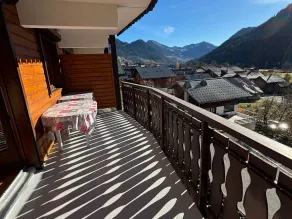 Cozy apartment in La Chapelle-d'Abondance with balcony and parking - Image 5