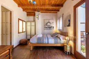 Country House \"La Lechuga Azul» with Mountain View, Private Terrace and Wi-Fi - Image 5
