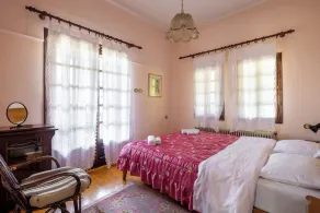 Zenios Dionysos - Traditional villa - Image 3