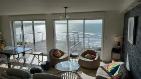 HALVØ CROZON hus med enestående udsigt over havet - Image 4