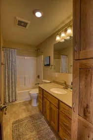 Cozy & secluded private beach side home - Image 4