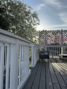 \"Serene Retreat near JFK: Private Balcony, Yard, and Pool Access\" - Image 5