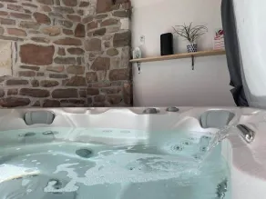 Uafhængigt hus omgivet af natur - Image 3