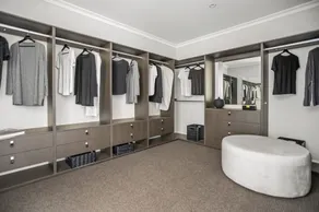Werribee Gem Luxe Home Family Getaway 6Bed Netflix - Image 2
