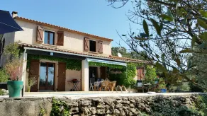 Provençal house with magnificent views - Image 5