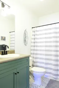 Private 800 sq. ft. Suite in Nature Right by the Road to Mt. Bachelor Ski Resort - Image 4