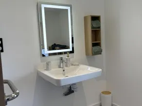 Renovated farmhouse with WiFi and pet-friendly - Image 4