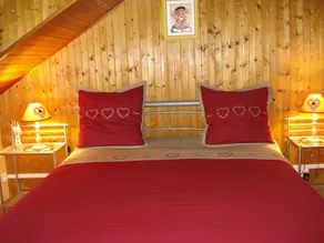 GITE upstairs in the owner's house - Image 4