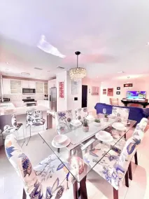 The Miami Grove Oasis - Image 5