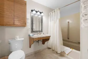 SEPTEMBER SPECIAL! DOOR COUNTY GETAWAY @ LANDMARK RESORT - Cozy 1 BR. WOODVIEW - Image 5