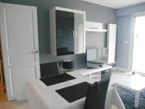 Spacious and charming T2 apartment in town center - Image 5