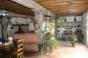 Pool, family rooms, breakfast - Image 3