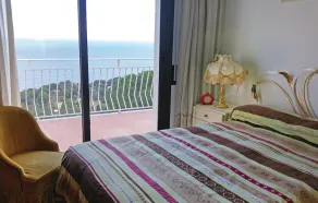 Cozy home in Blanes with private swimming pool, can be inside or outside - Image 5