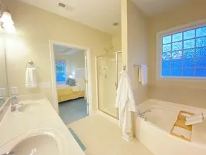 \"Your Cup of Tea\", Spacious Three Bedroom - Image 4