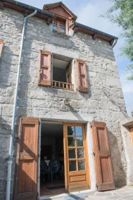 House - Image 4