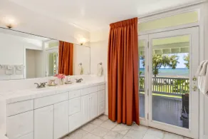 Kai Nalu, Spacious, Beachfront Home, A/C - Image 3