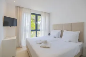 Luxury Beachfront Villa Glorious Brela-Heated Pool - Image 3