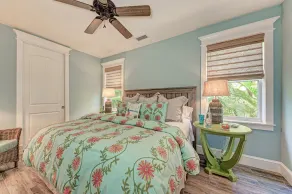 Blue Palm Paradise: Dog friendly, Pool, 3 Minute Walk to Beach by Anna Maria Life Vacation Rentals - Image 5